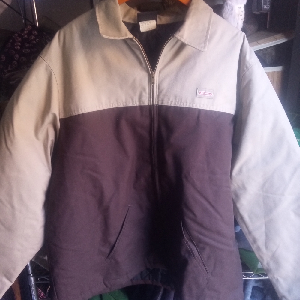 Two-Tone Jacket with Zip Closure